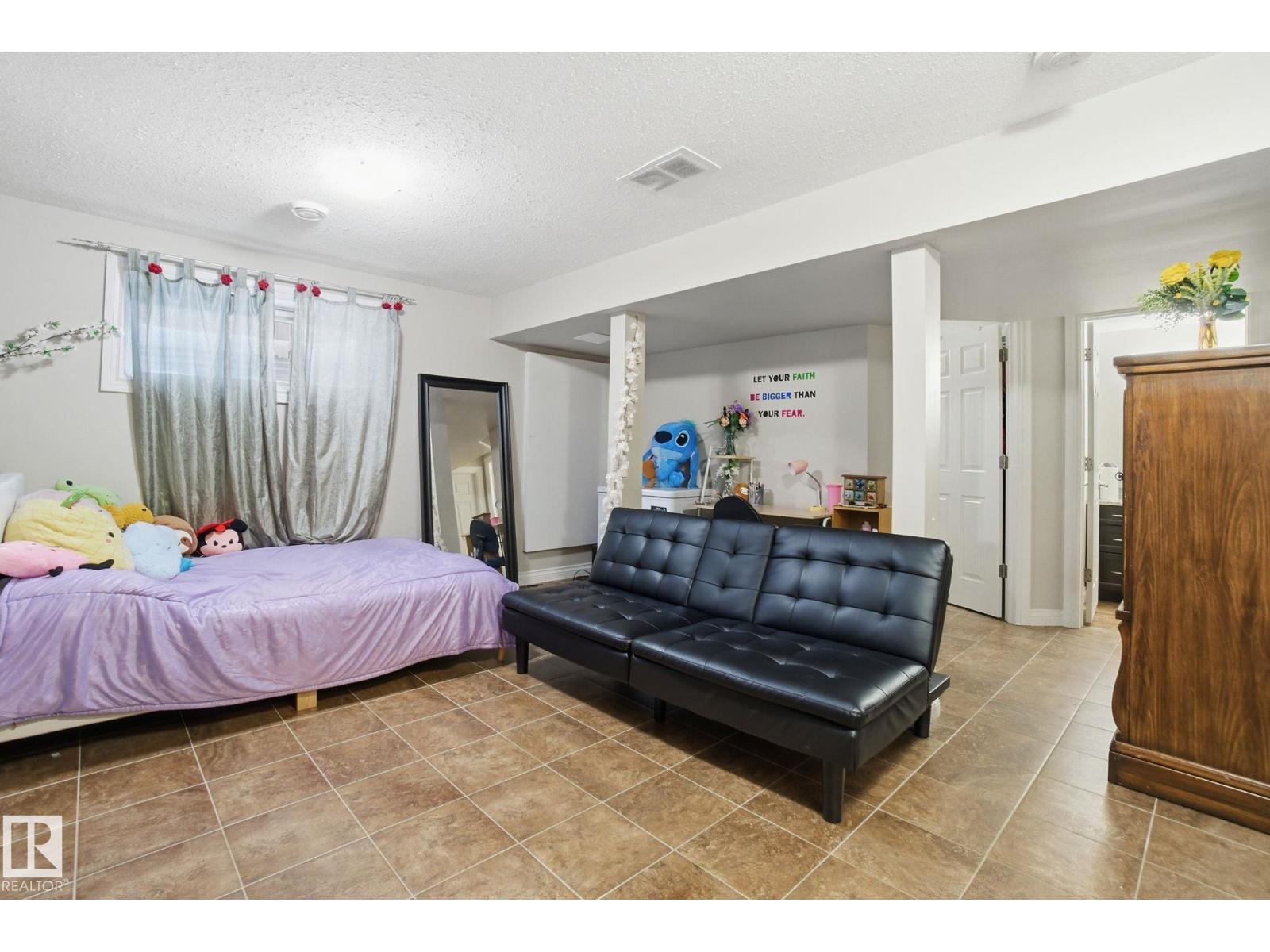 16734 122A ST NW, Edmonton