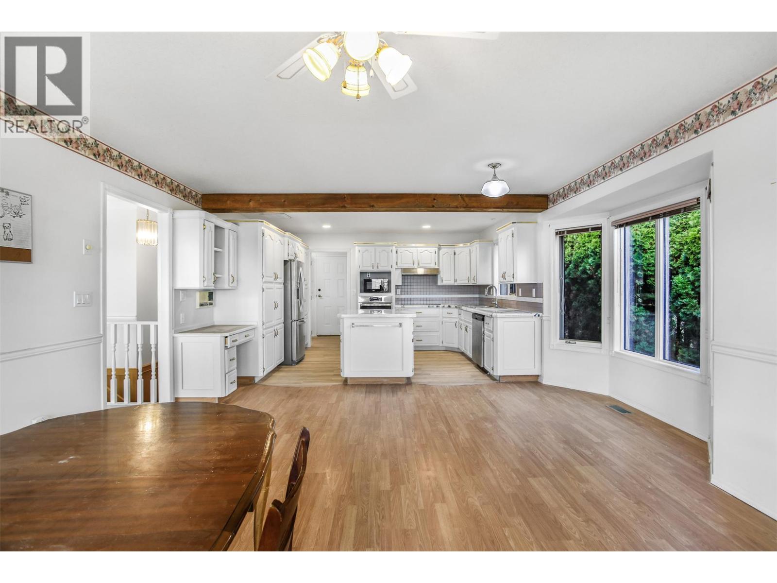  727 Cassiar Crescent, Kelowna