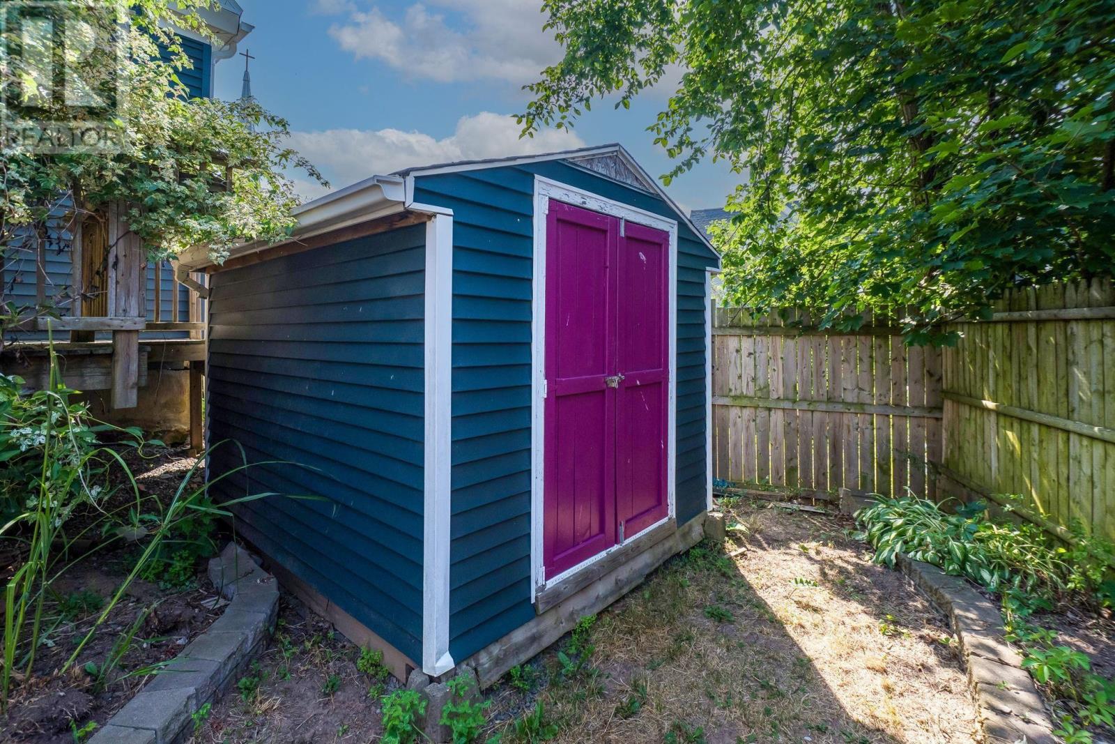 Property 37 of 38 of 328 King Street