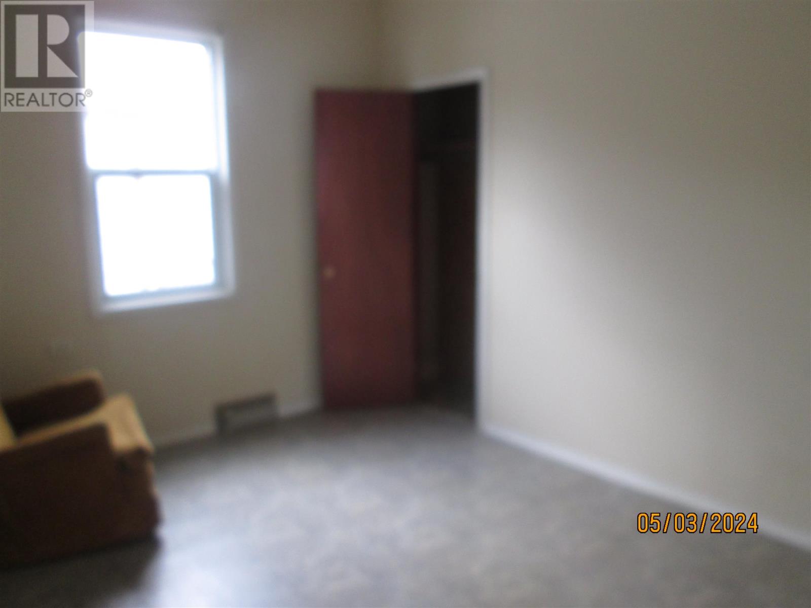 306 FRONT ST - 12