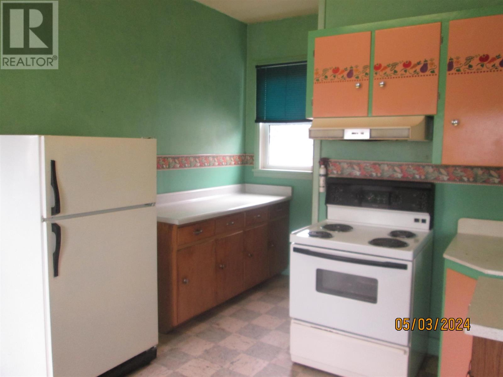 306 FRONT ST - 7
