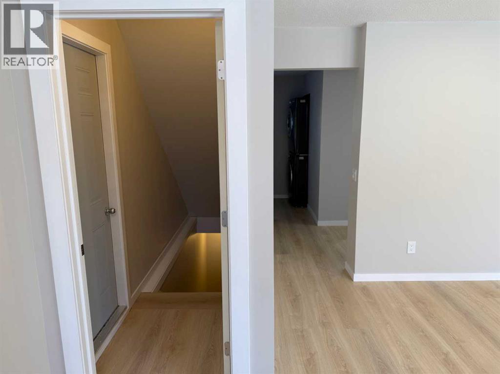 Single Family House for Sale in  Doverville Crescent SE Dover Calgary 