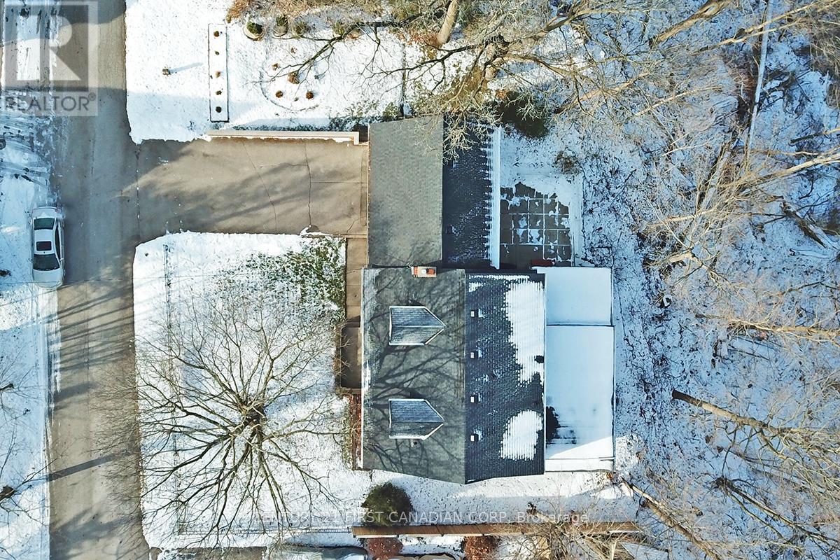 10 REGENT STREET Property Photo