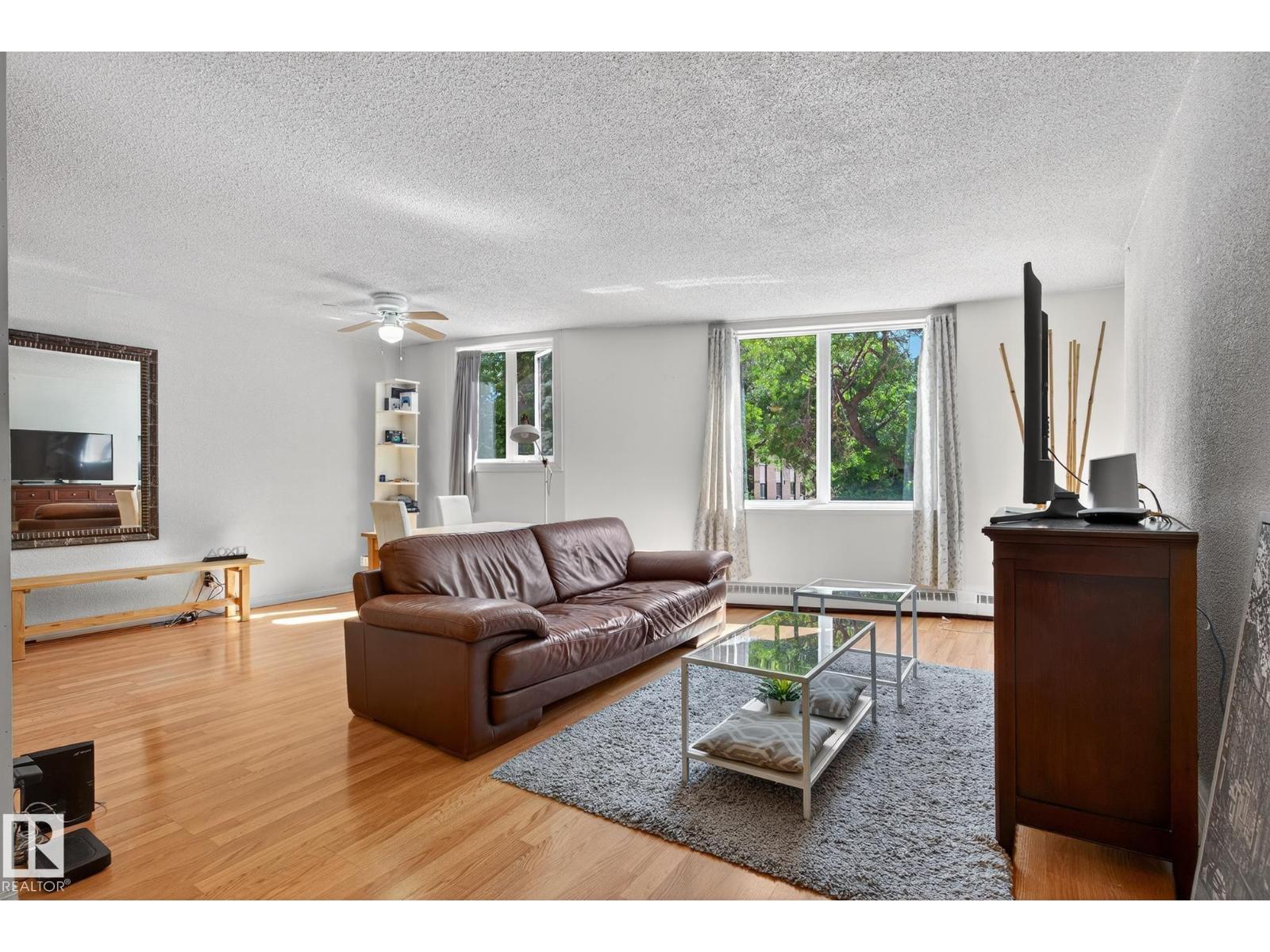 #202 9916 113 ST NW - 11