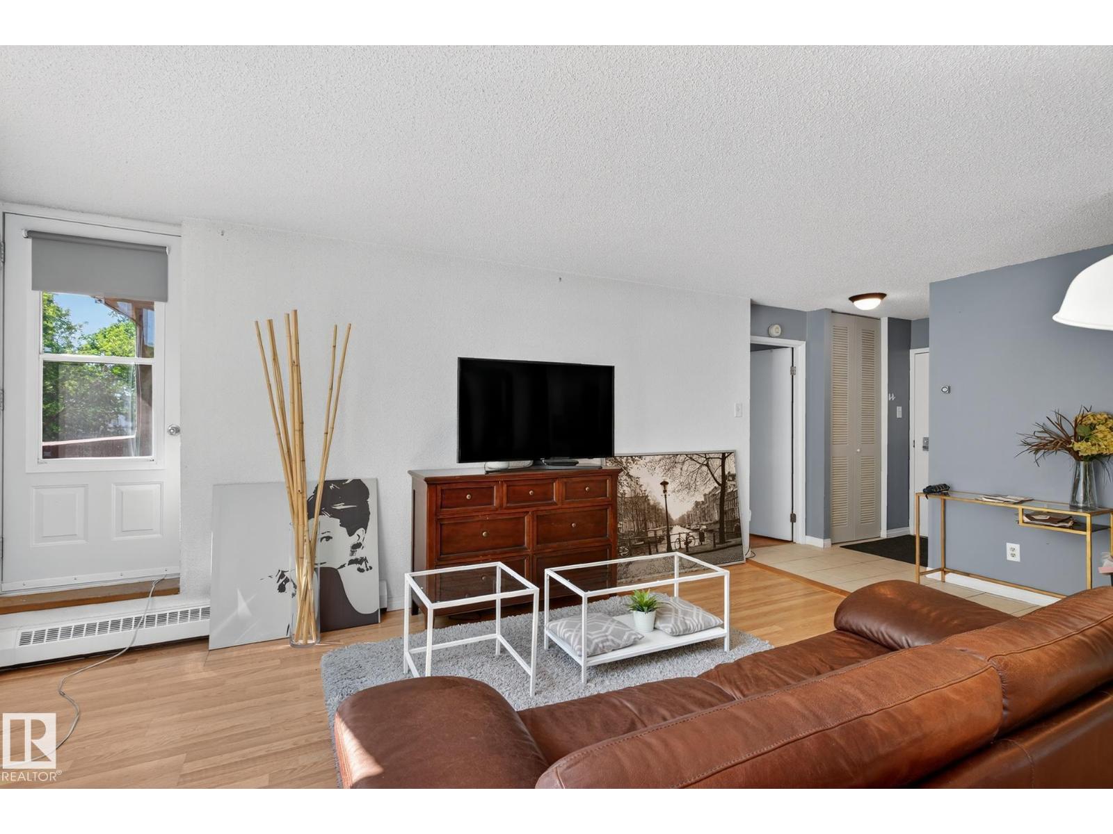 #202 9916 113 ST NW - 13