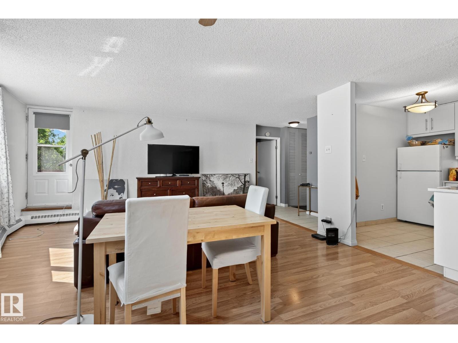 #202 9916 113 ST NW - 17