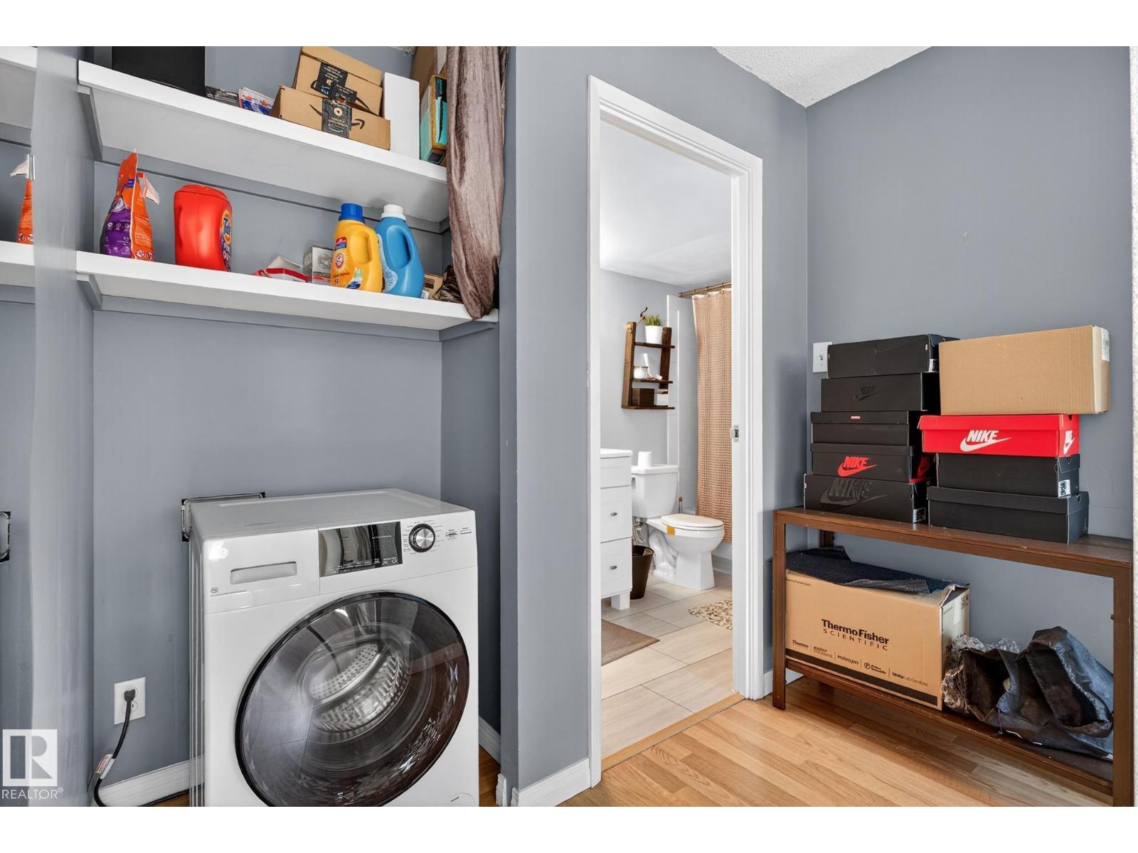 #202 9916 113 ST NW - 25