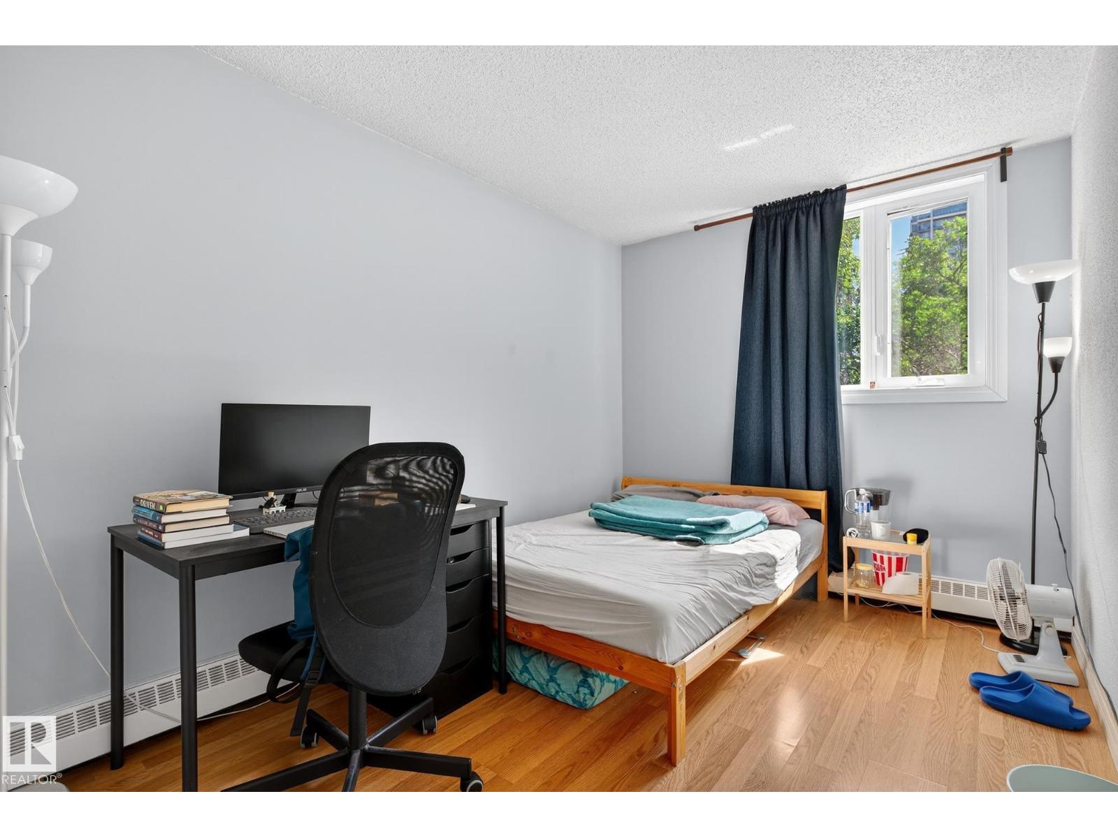 #202 9916 113 ST NW - 26
