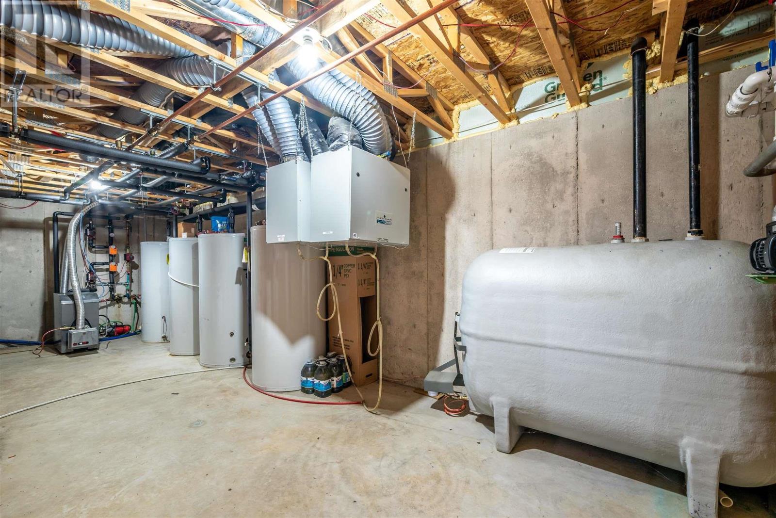 180-182 Casa Drive - Image 31