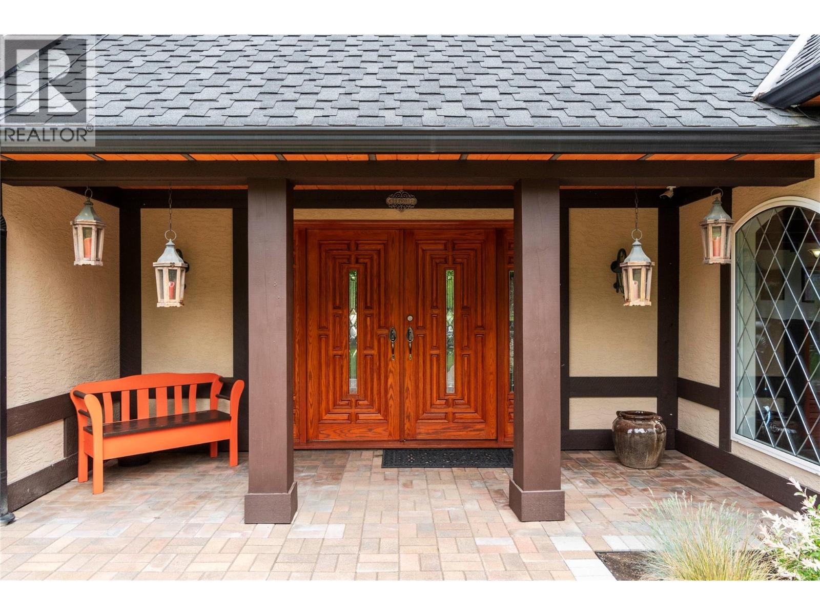  5121 IVY Road, Eagle Bay