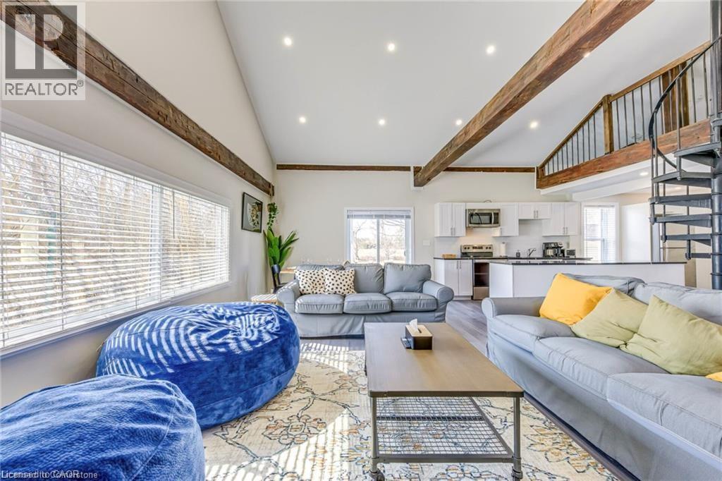 3590 LAKESHORE ROAD - 17