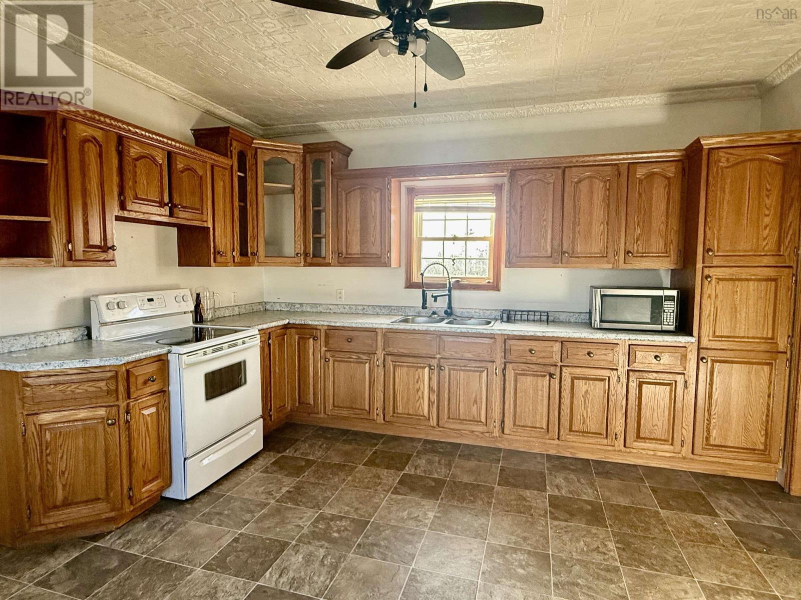 Property 2 of 20 of 1460 Stoney Island Road