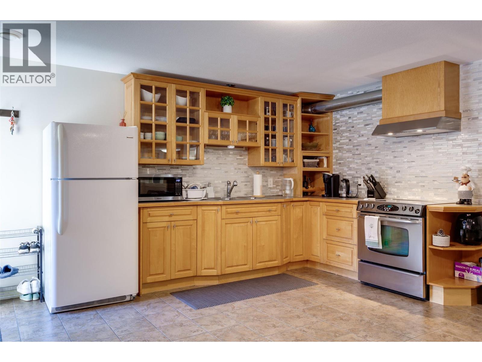  2841 Bentley Road, West Kelowna