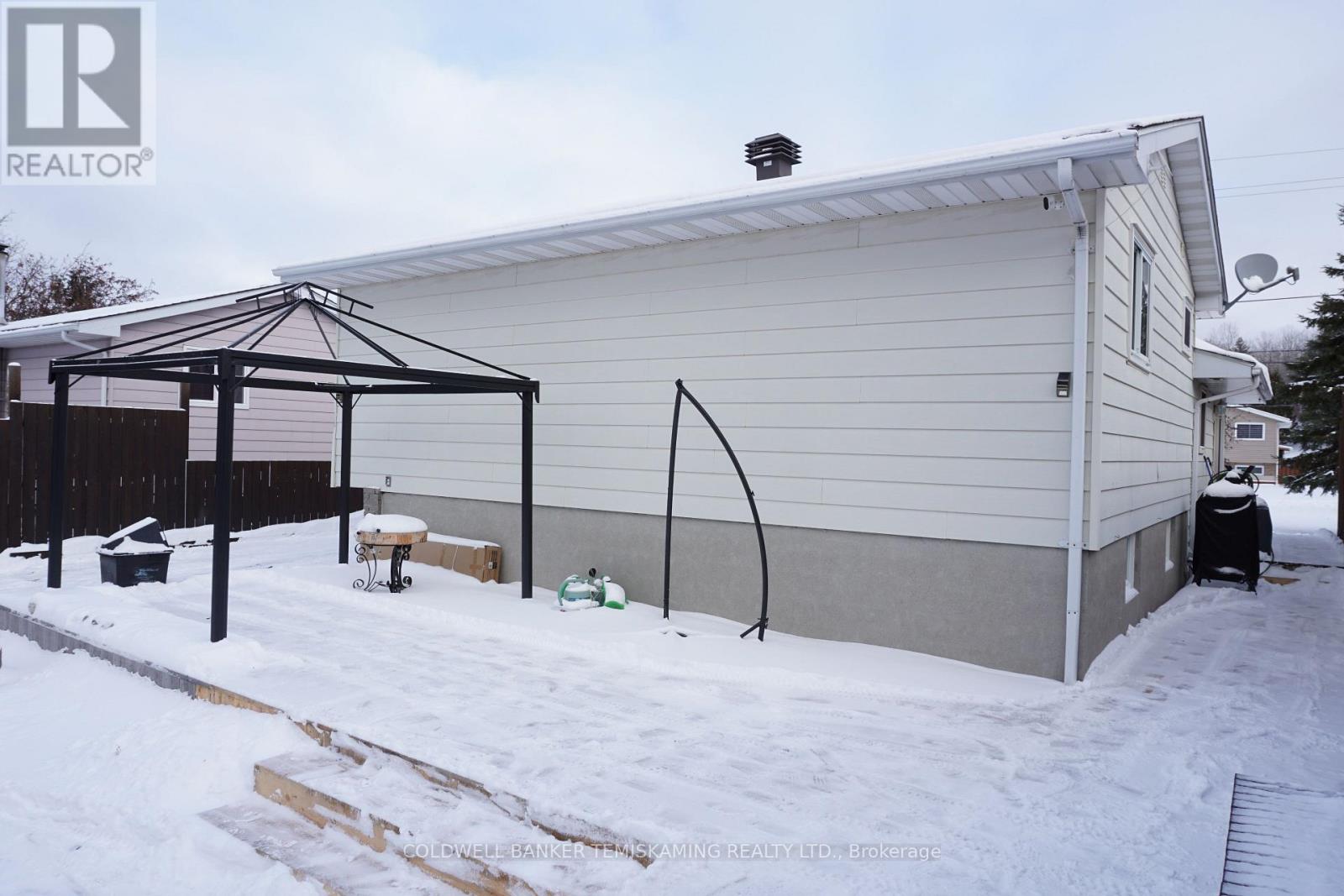 151 CARTER BOULEVARD - Photo 3 of 43, Temiskaming Shores (Haileybury), Ontario