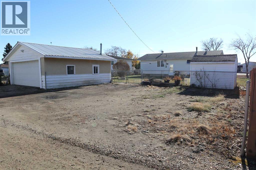 Single Family House Bungalow for Sale in   Avenue Parkdale Wetaskiwin 