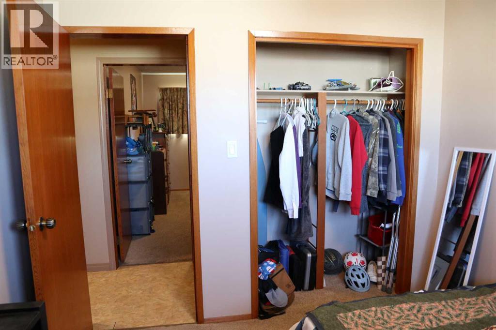 Single Family House Bungalow for Sale in   Avenue Parkdale Wetaskiwin 