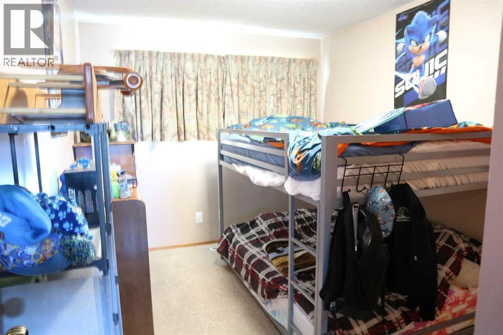 Single Family House Bungalow for Sale in   Avenue Parkdale Wetaskiwin 