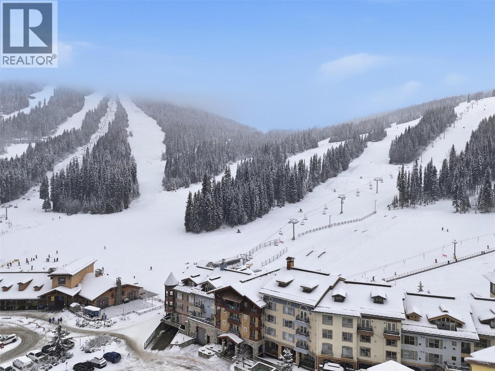 3160 Creekside Way Unit# 204, Sun Peaks