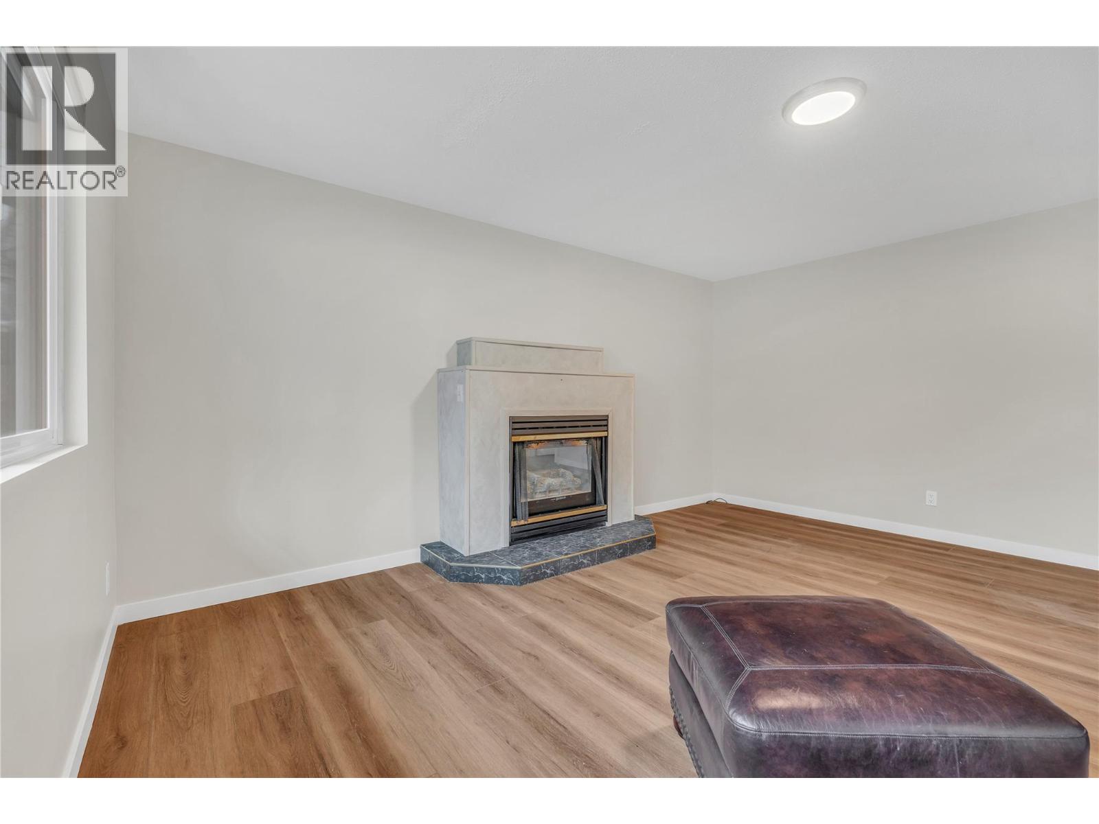 7111 Peach Orchard Road, Summerland