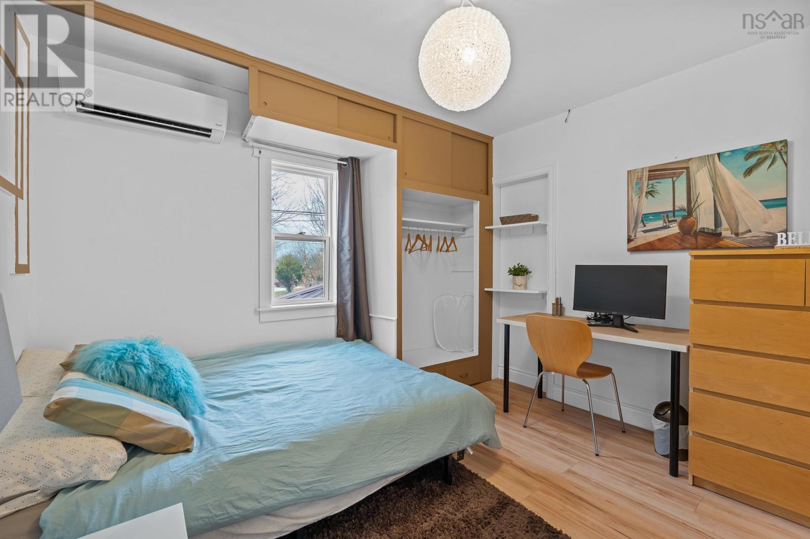 Property 15 of 49 of 1589 King Street