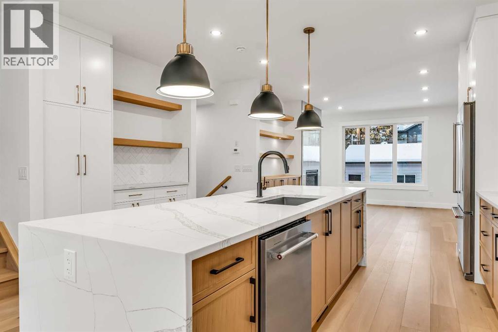 Single Family House for Sale in   Avenue NW Mount Pleasant Calgary 