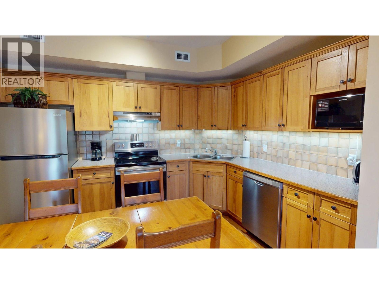 #213 I 701 14A CRESCENT - 13