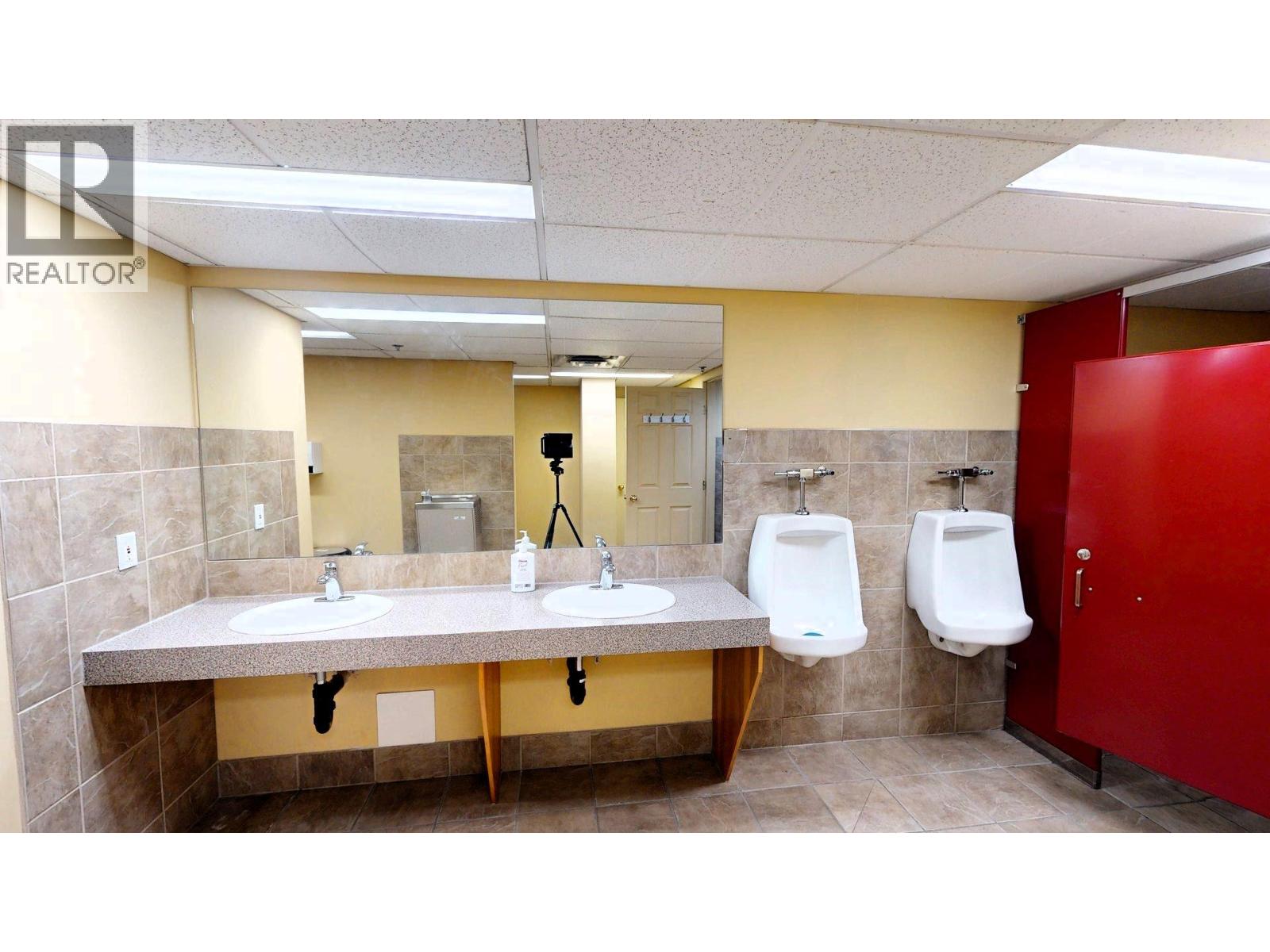 #213 I 701 14A CRESCENT - 44