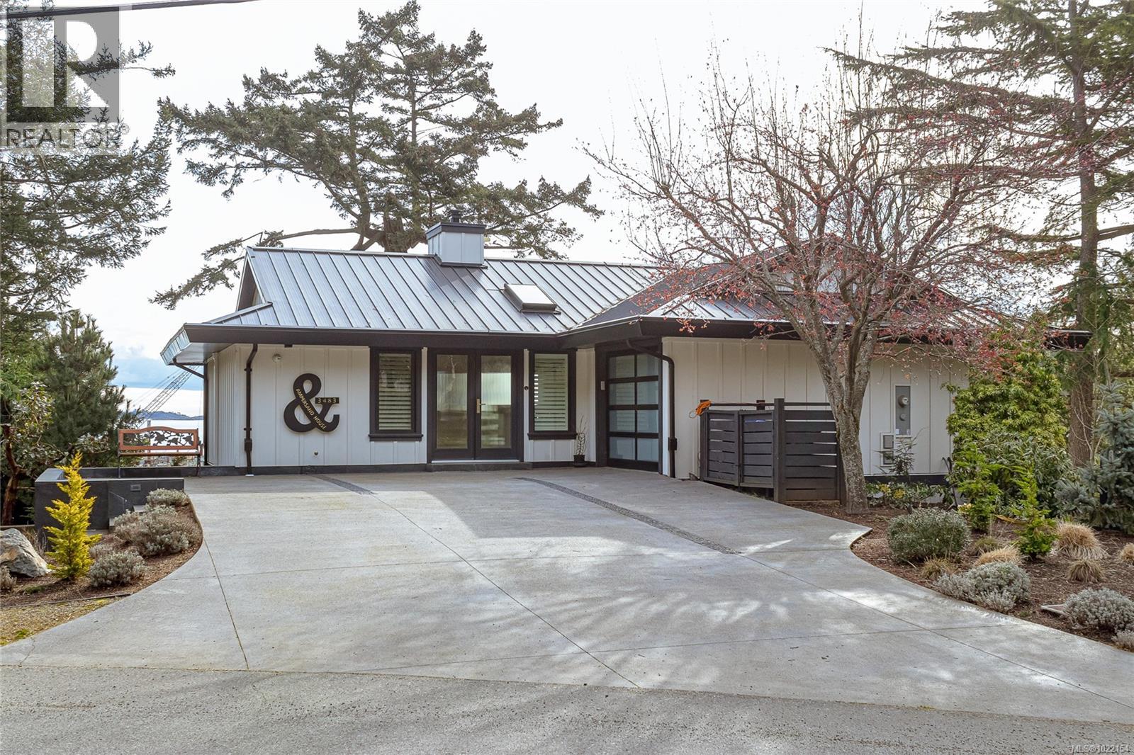 3483 Schooner Rd, Nanoose Bay