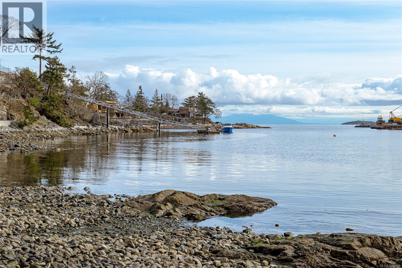 3483 Schooner Rd, Nanoose Bay