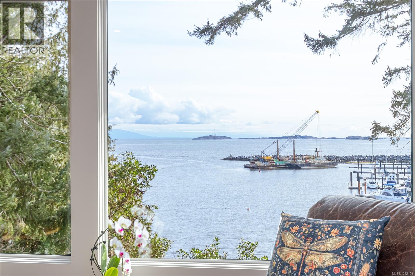 3483 Schooner Rd, Nanoose Bay