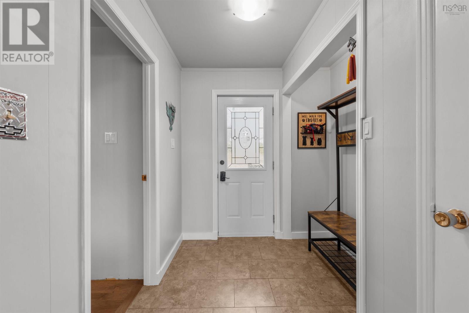 Property 34 of 50 of 94 King Street