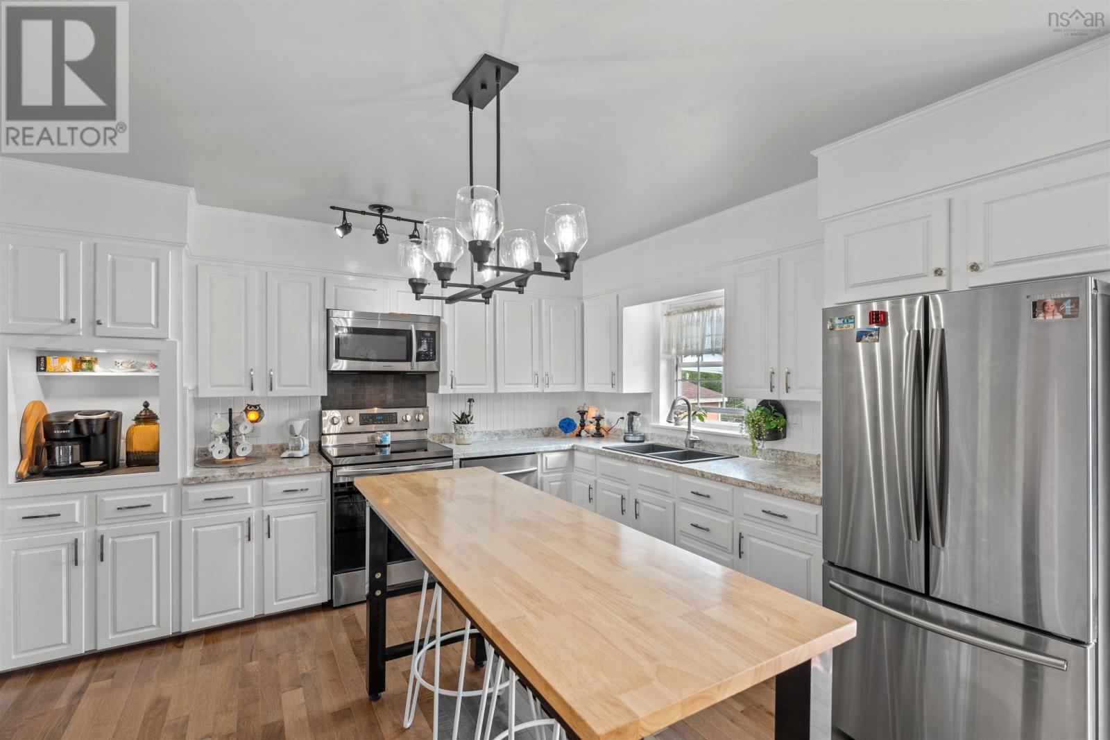 Property 3 of 49 of 94 King Street