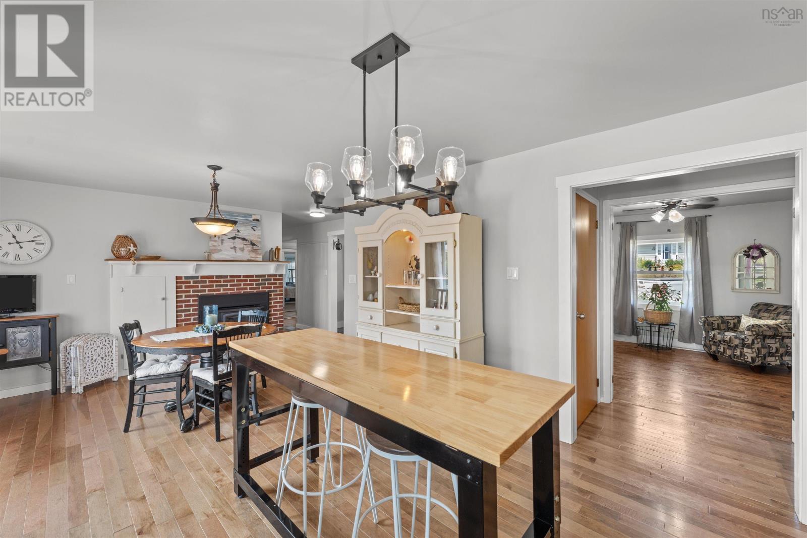 Property 8 of 49 of 94 King Street