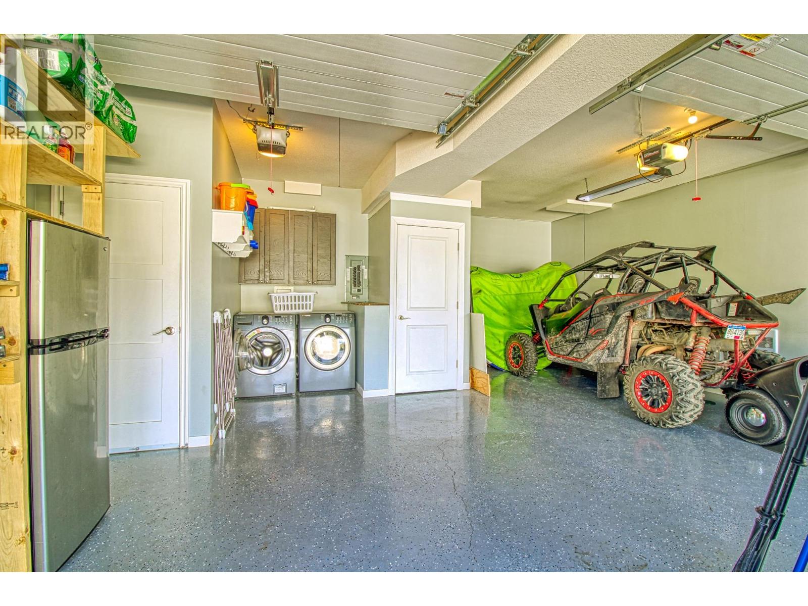 33 7001 Barcelona Drive, Kelowna