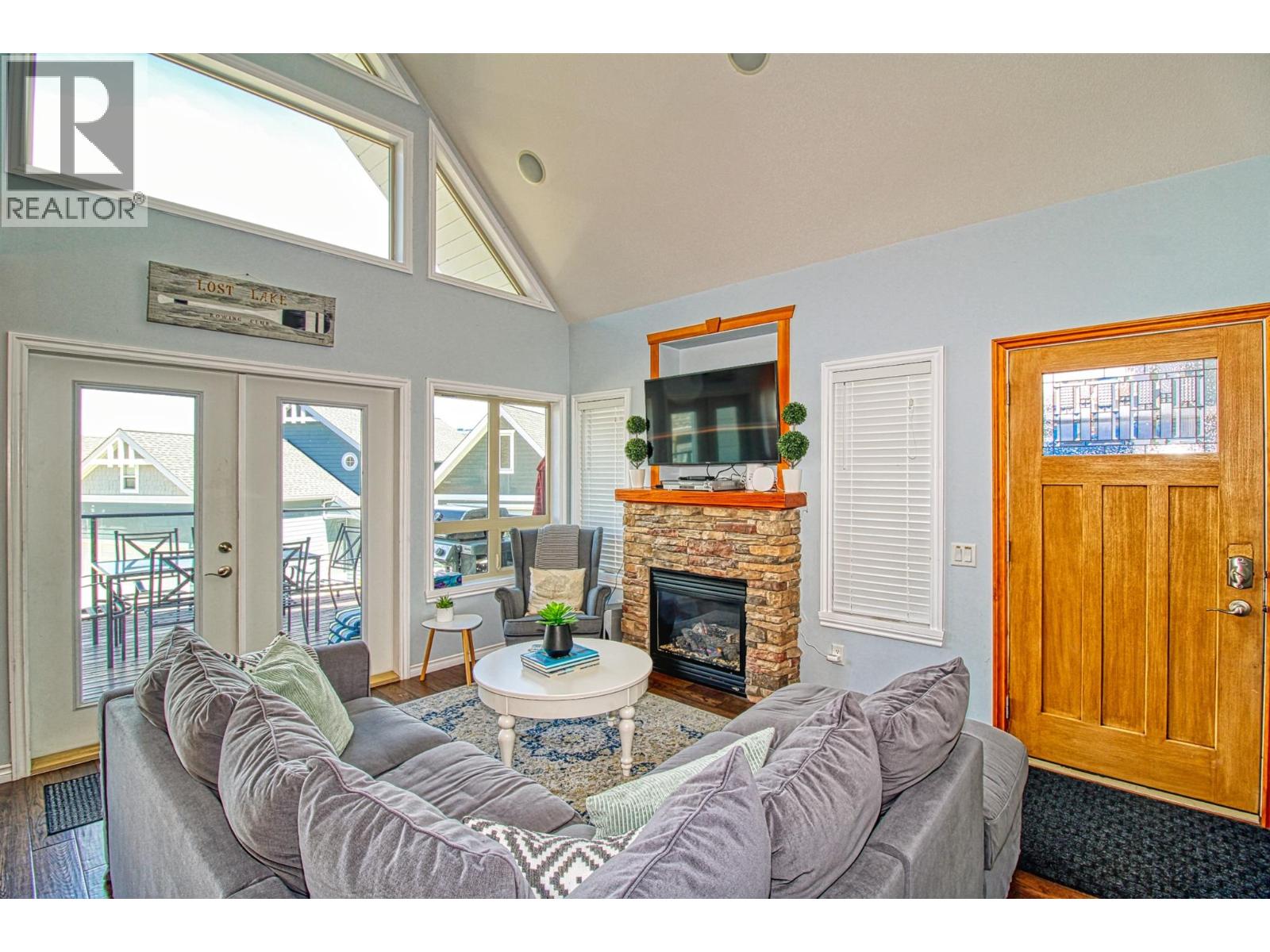 33 7001 Barcelona Drive, Kelowna