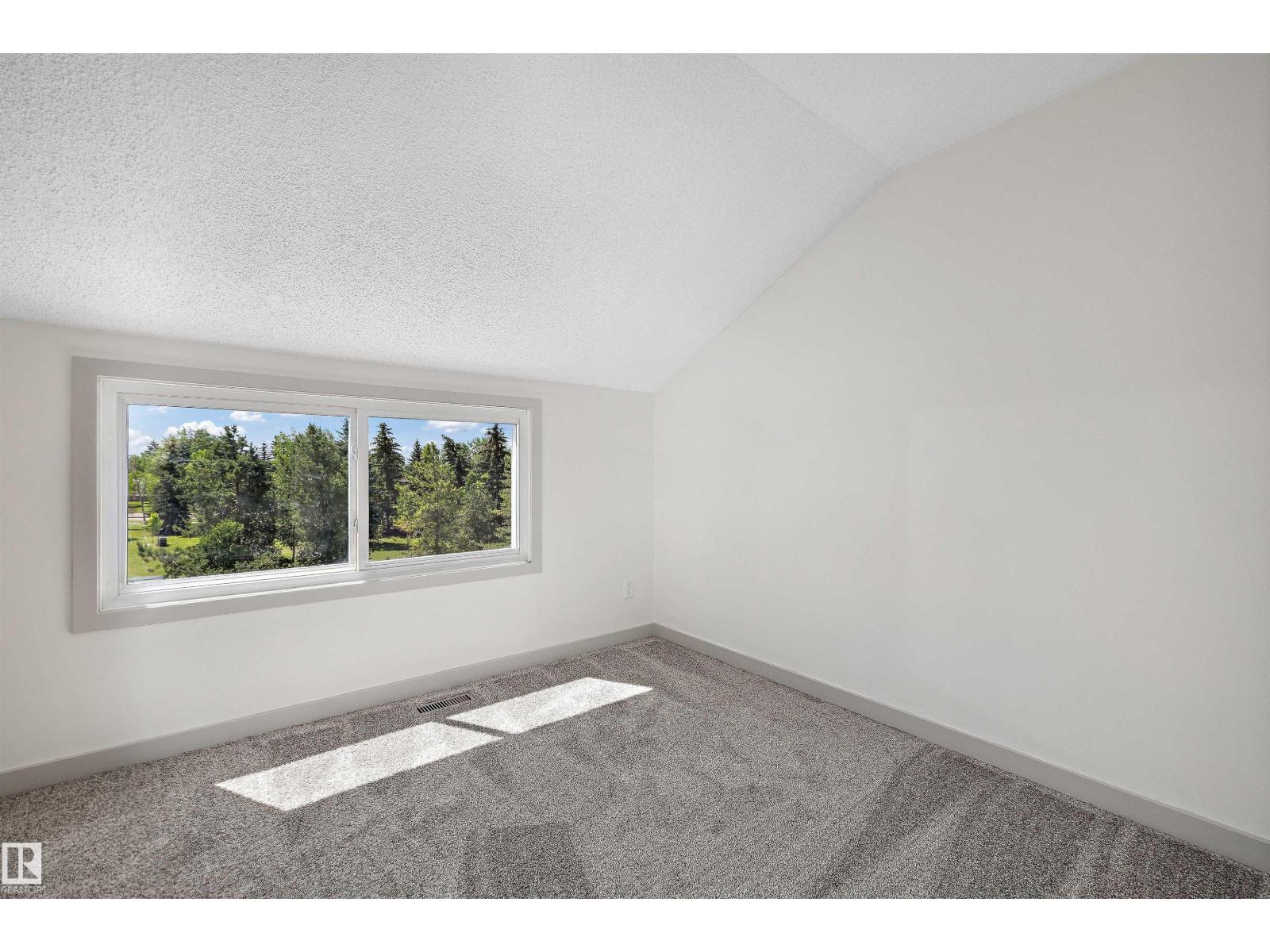 189 LANCASTER TC NW, Edmonton