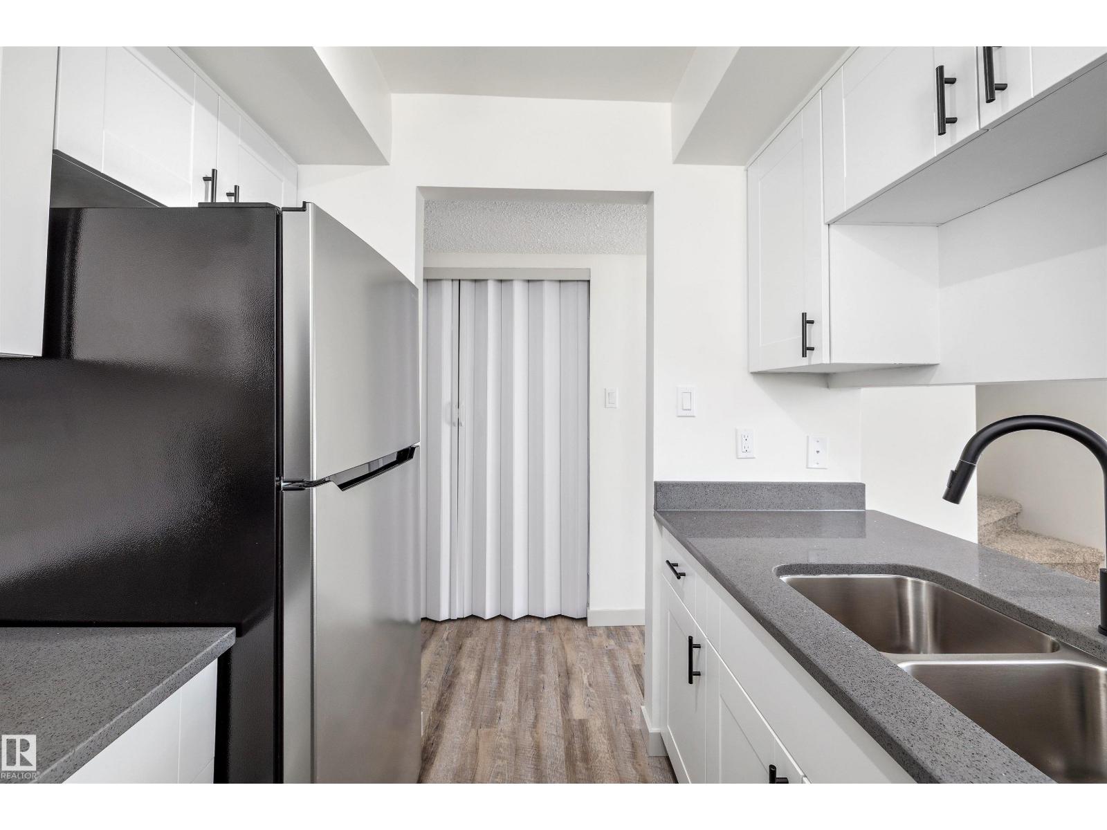 189 LANCASTER TC NW, Edmonton