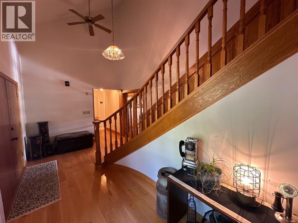 Single Family House Bungalow for Sale in   Street Rosedale Peace River 