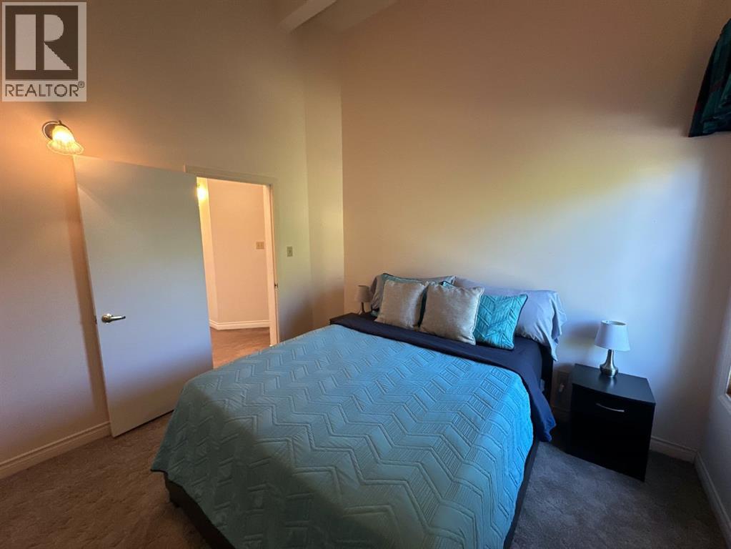 Single Family House Bungalow for Sale in   Street Rosedale Peace River 