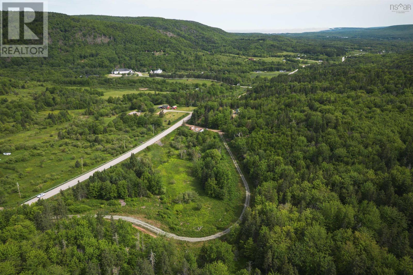 Property 12 of 19 of Highway 19