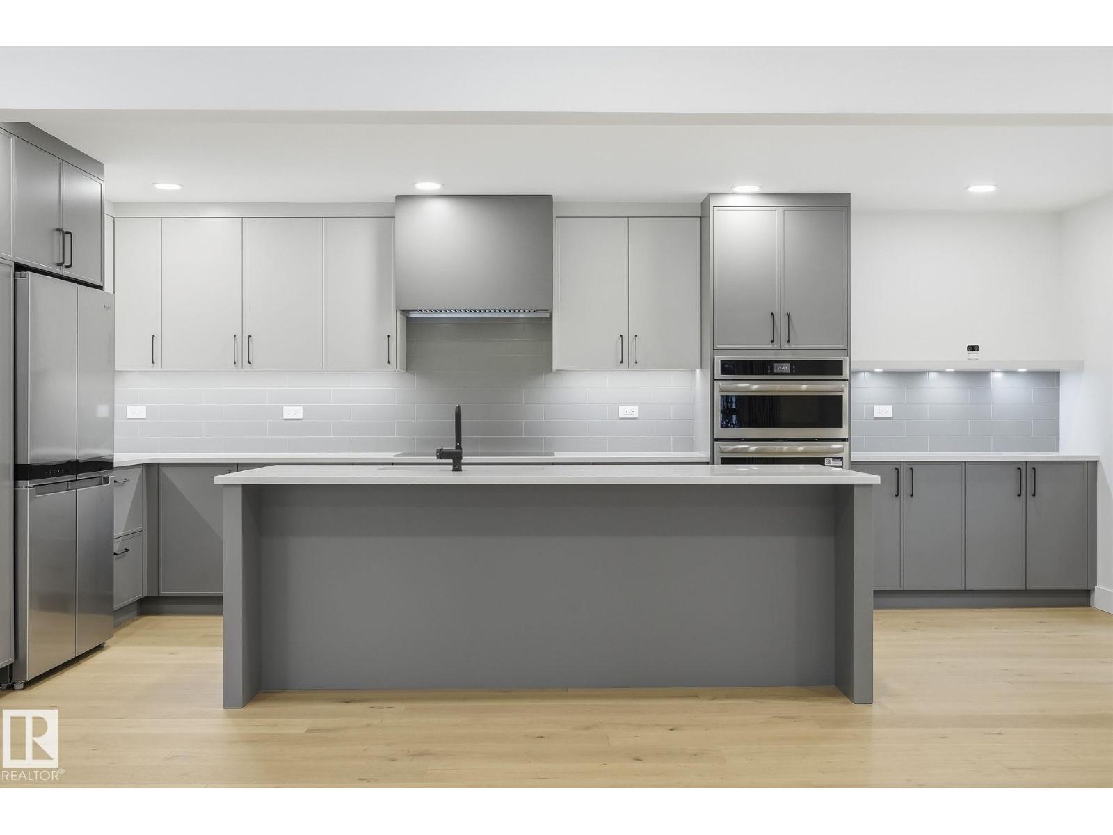 14604 MACKENZIE DR NW, Edmonton