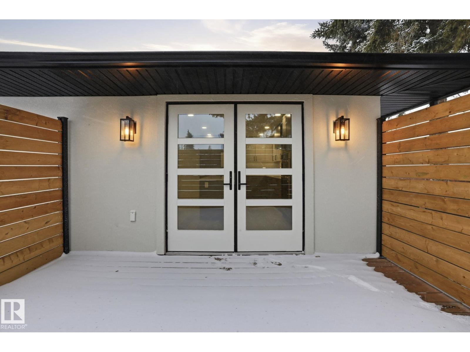 14604 MACKENZIE DR NW, Edmonton