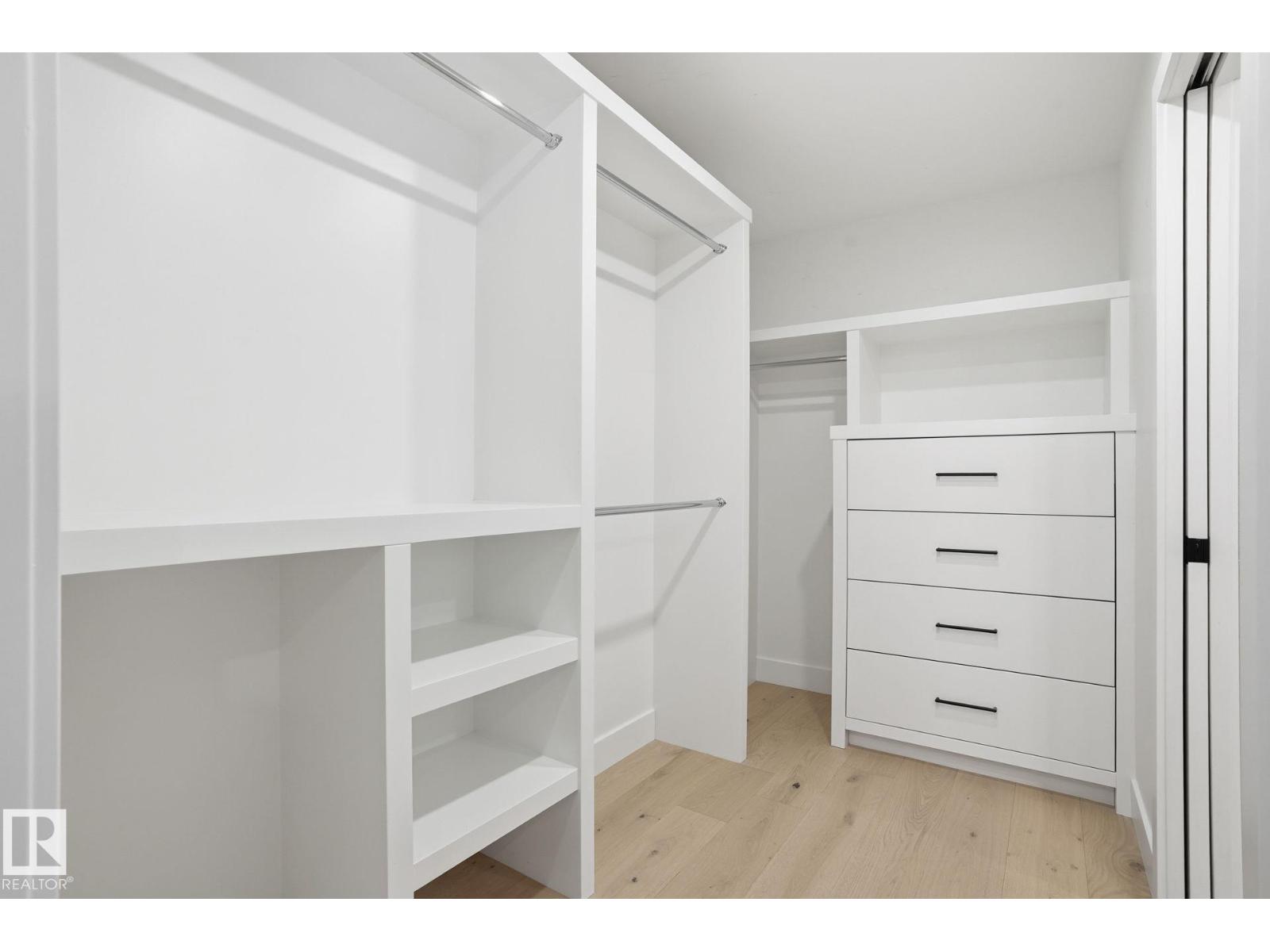 14604 MACKENZIE DR NW, Edmonton