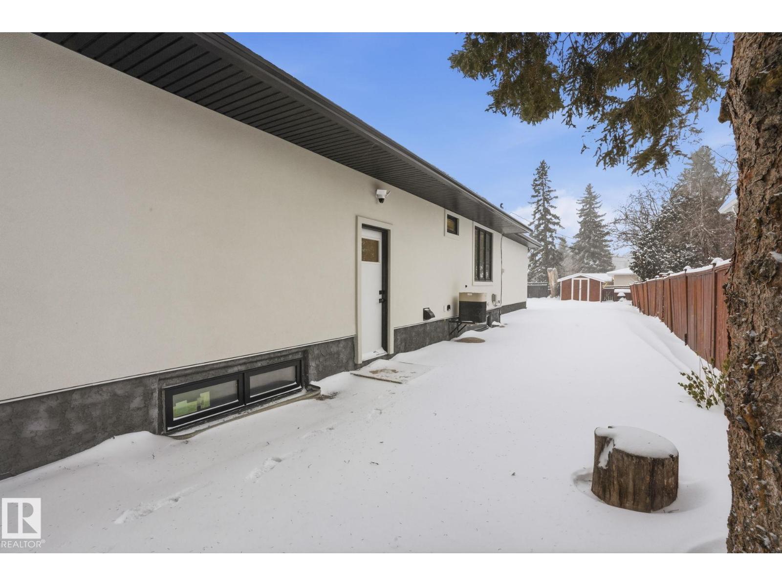 14604 MACKENZIE DR NW, Edmonton