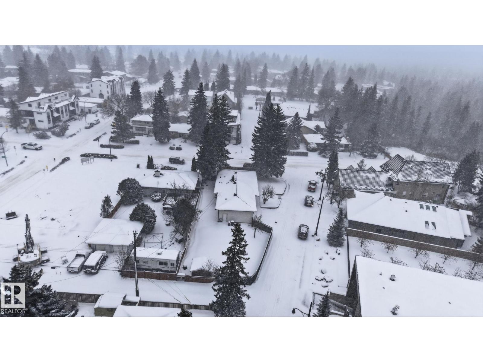 14604 MACKENZIE DR NW, Edmonton