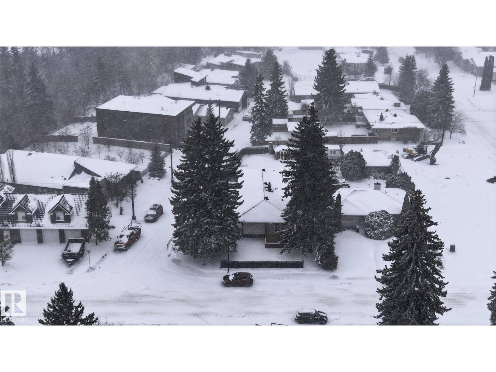 14604 MACKENZIE DR NW, Edmonton