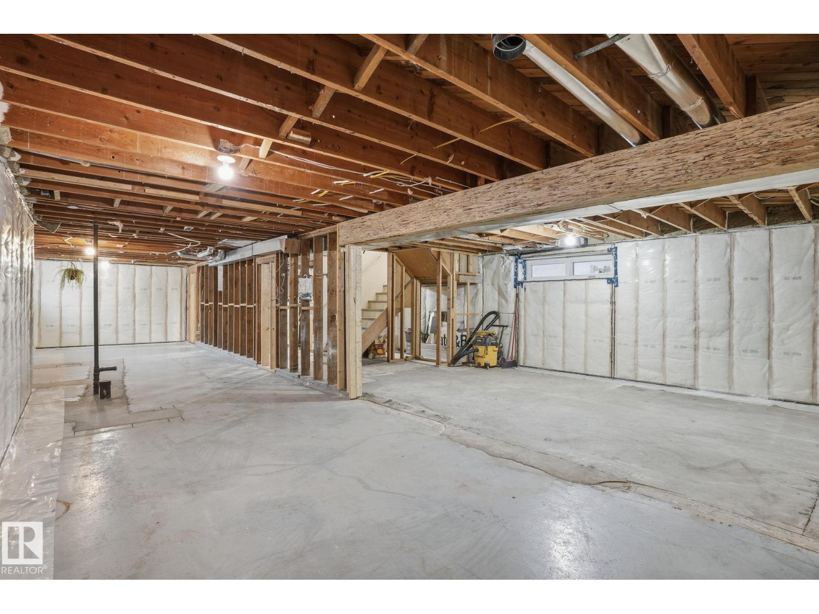 14604 MACKENZIE DR NW, Edmonton