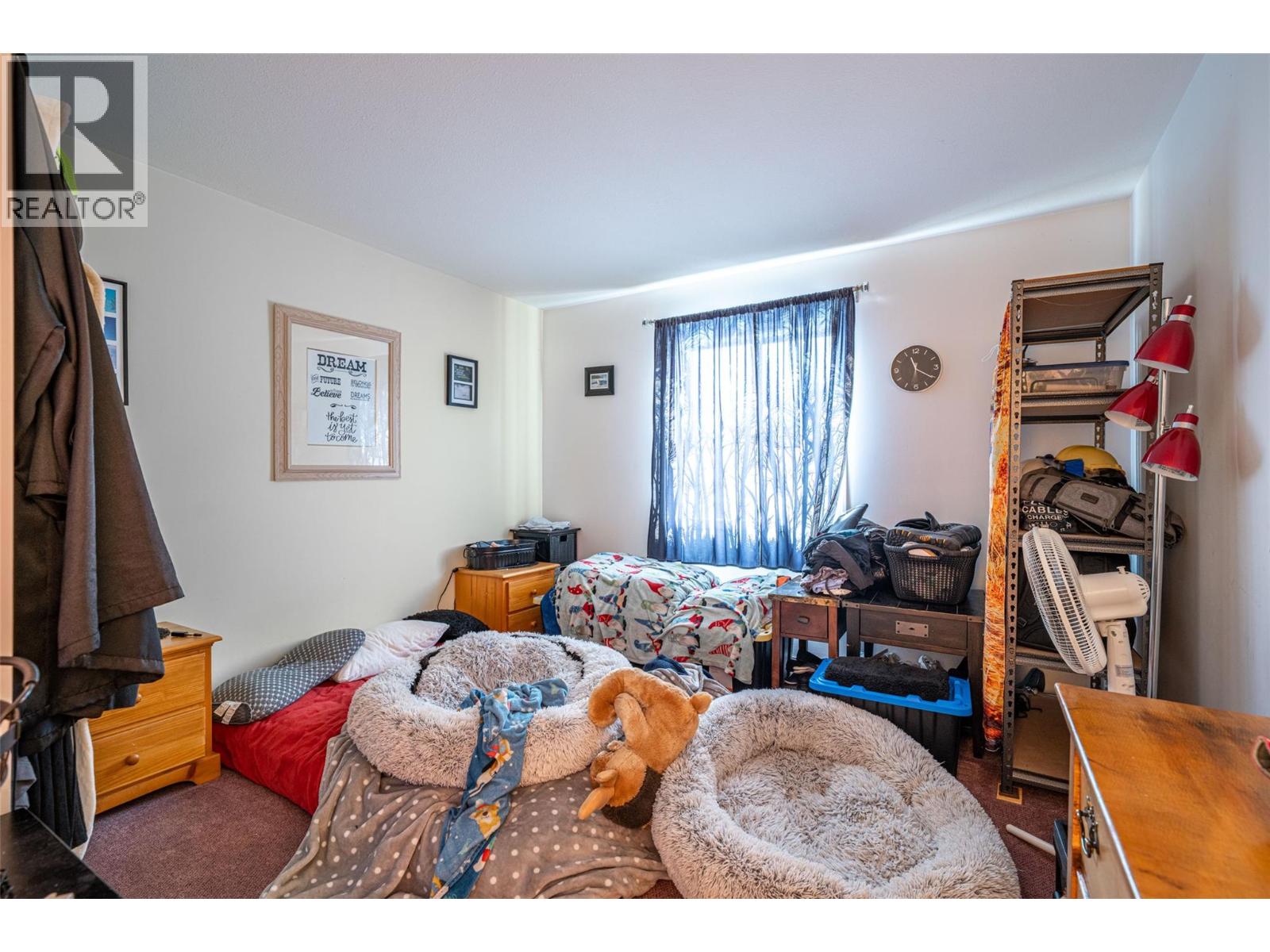 5683 97 Highway, Falkland