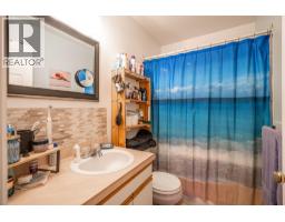 5683 97 Highway, Falkland, BC V0E1W0 Photo 19