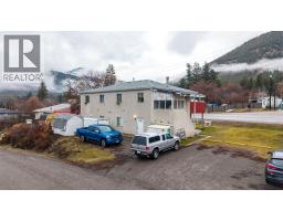 5683 97 Highway, Falkland, BC V0E1W0 Photo 39